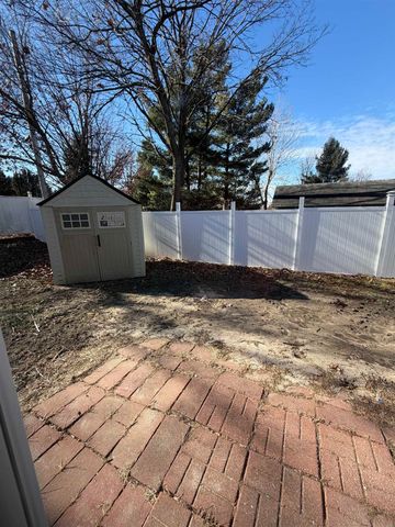 904 MILL Street, Traer, IA 50675