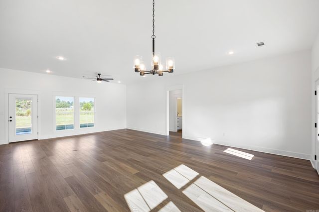 30 Sunny Drive, Morrilton, AR 72110