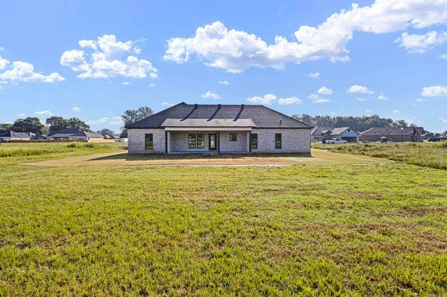 30 Sunny Drive, Morrilton, AR 72110