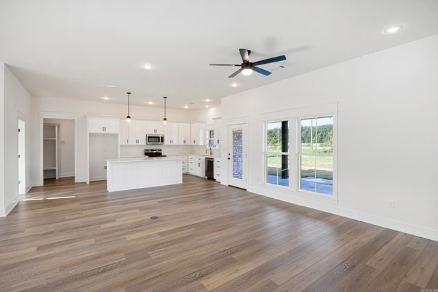 30 Sunny Drive, Morrilton, AR 72110