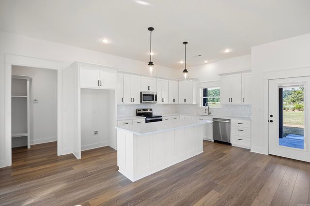 30 Sunny Drive, Morrilton, AR 72110