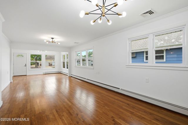 76 Mount Fairweather Lane, Toms River, NJ 08753