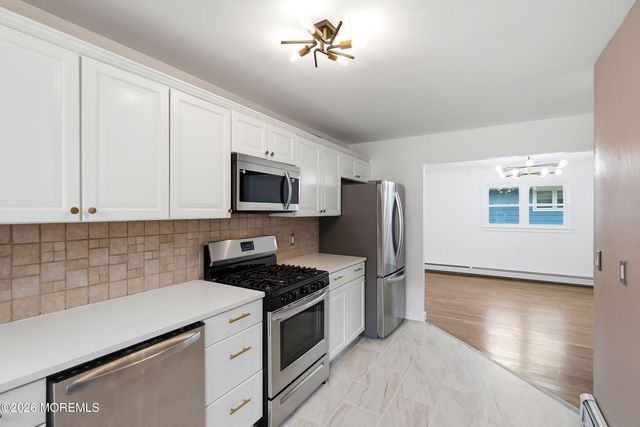 76 Mount Fairweather Lane, Toms River, NJ 08753