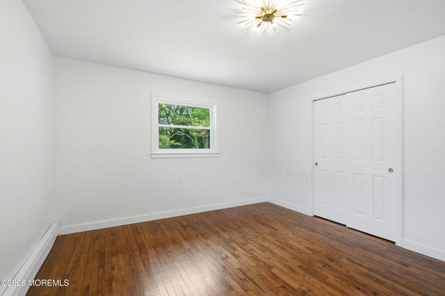 76 Mount Fairweather Lane, Toms River, NJ 08753