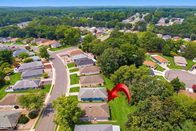 76 Mount Fairweather Lane, Toms River, NJ 08753