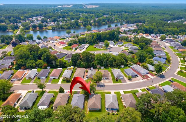 76 Mount Fairweather Lane, Toms River, NJ 08753