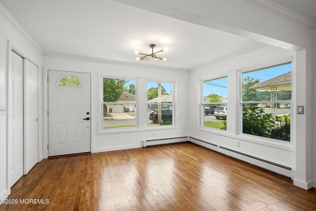76 Mount Fairweather Lane, Toms River, NJ 08753