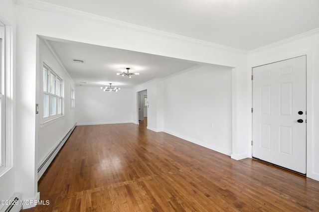 76 Mount Fairweather Lane, Toms River, NJ 08753