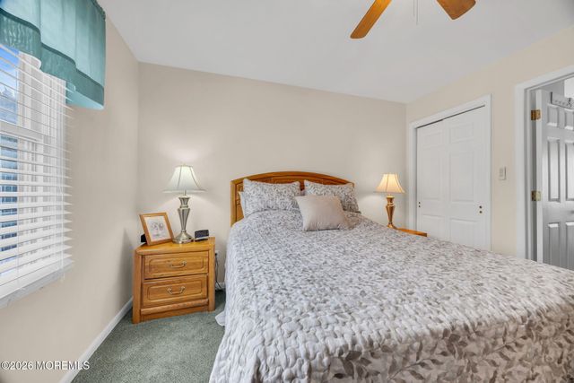 407 Clinton Avenue, Middlesex, NJ 08846