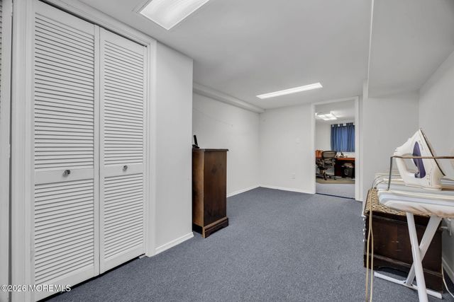 407 Clinton Avenue, Middlesex, NJ 08846