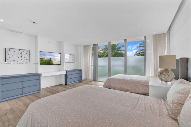 9501 Collins Ave 1, Surfside, FL 33154