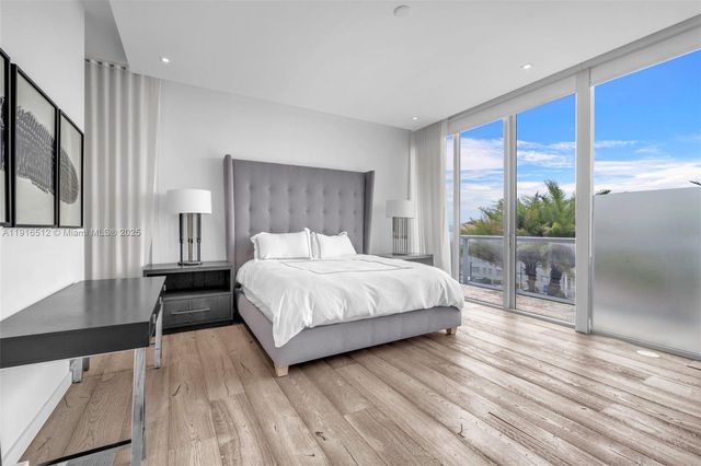 9501 Collins Ave 1, Surfside, FL 33154