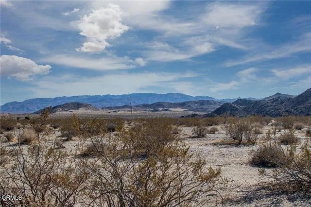 67090 Sunny Sands, Joshua Tree, CA 92252