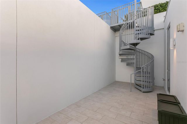 5142 MARINA WAY, Tampa, FL 33611