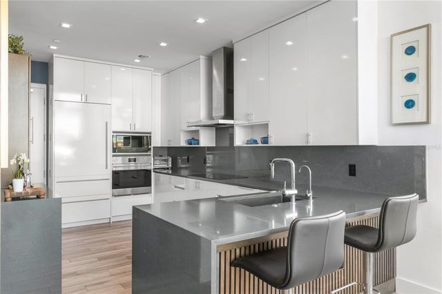 5142 MARINA WAY, Tampa, FL 33611