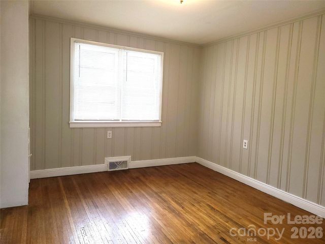 90 Creswell Drive NE, Concord, NC 28025