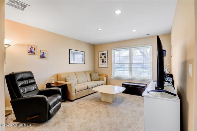 3 Abilene Lane, Manalapan, NJ 07726