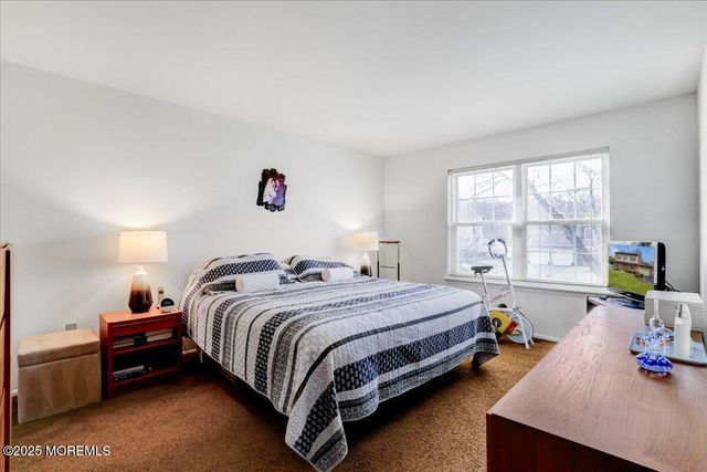 3 Abilene Lane, Manalapan, NJ 07726