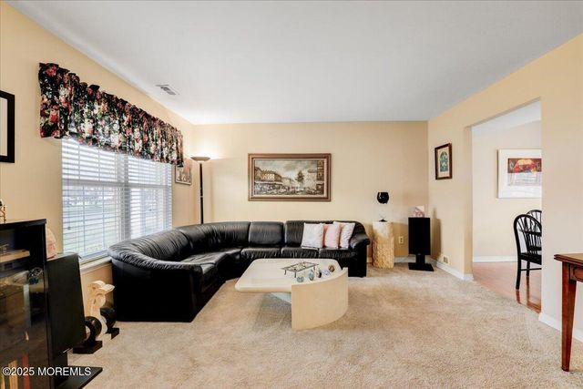 3 Abilene Lane, Manalapan, NJ 07726