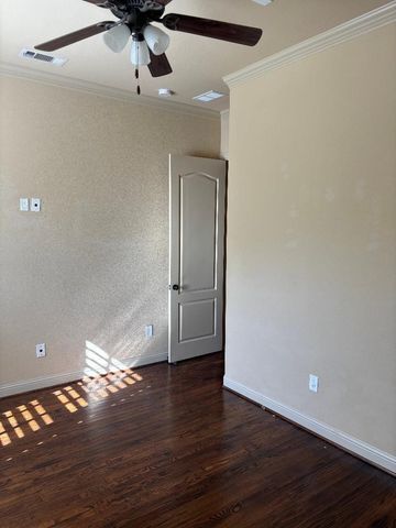 563 Rockingham Drive, Irving, TX 75063