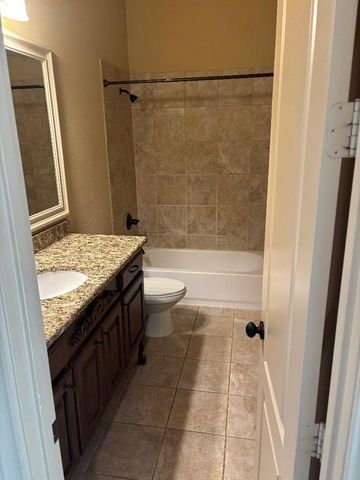 563 Rockingham Drive, Irving, TX 75063