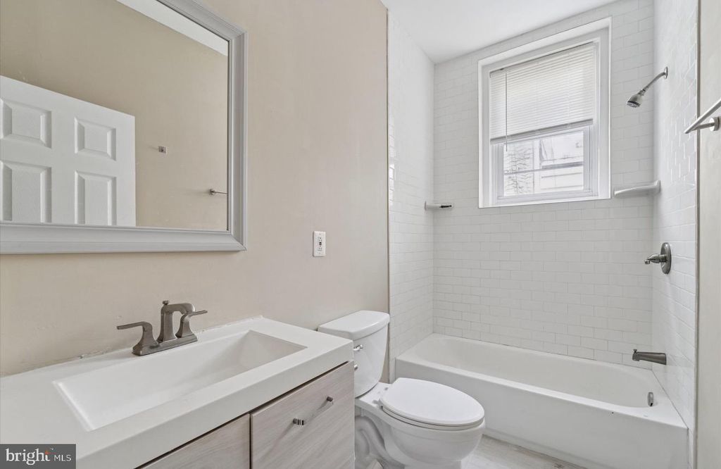 7018 WOODLAND AVE, PHILADELPHIA, PA 19142 — photo 5