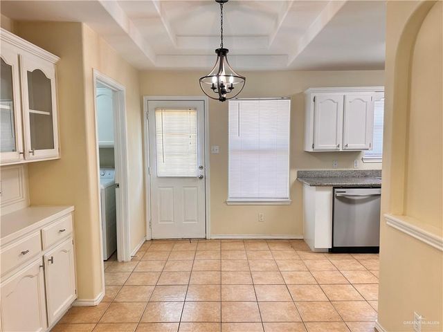 1913 W Western Drive 2, Edinburg, TX 78539