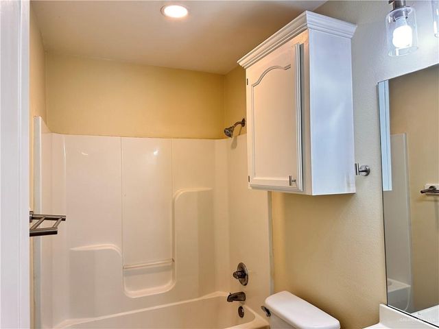 1913 W Western Drive 2, Edinburg, TX 78539