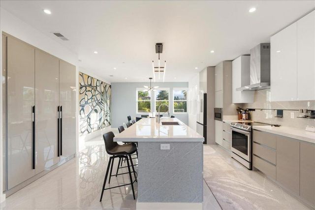 22540 Stevens Creek Boulevard, Cupertino, CA 95014