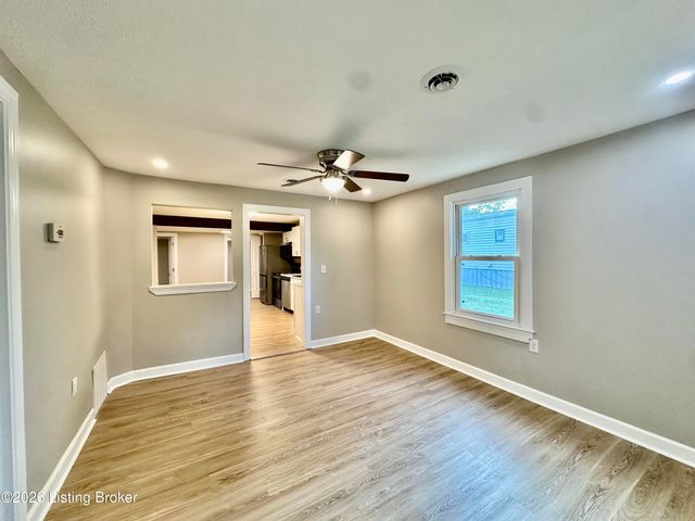 1524 Hargan St, Radcliff, KY 40160