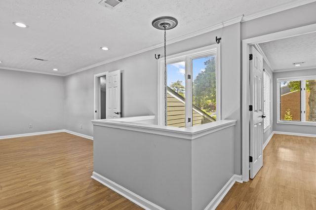 2140 Fort Harrods Drive 23, Lexington, KY 40513