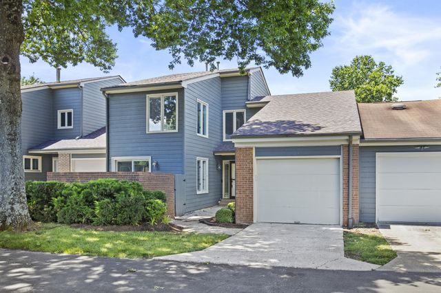 2140 Fort Harrods Drive 23, Lexington, KY 40513
