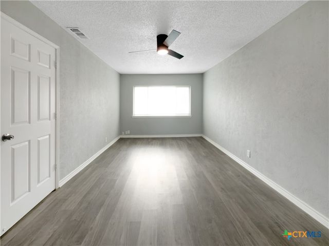 1810 Clarawood Drive, Killeen, TX 76549