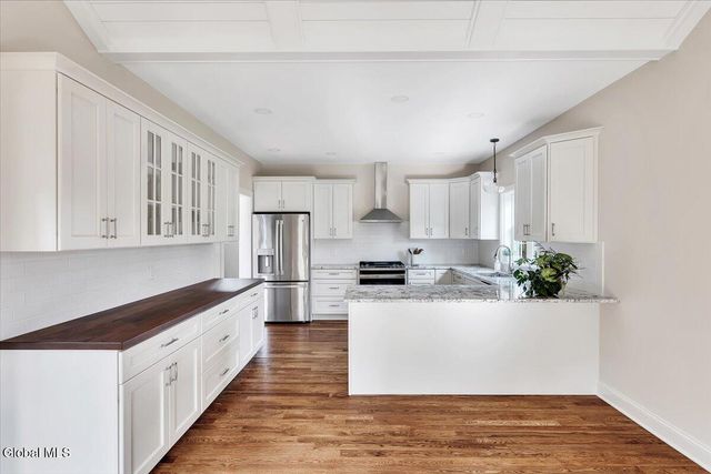 518 Pinewoods Avenue, Brunswick, NY 12180