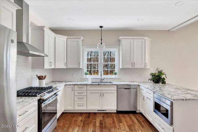 518 Pinewoods Avenue, Brunswick, NY 12180