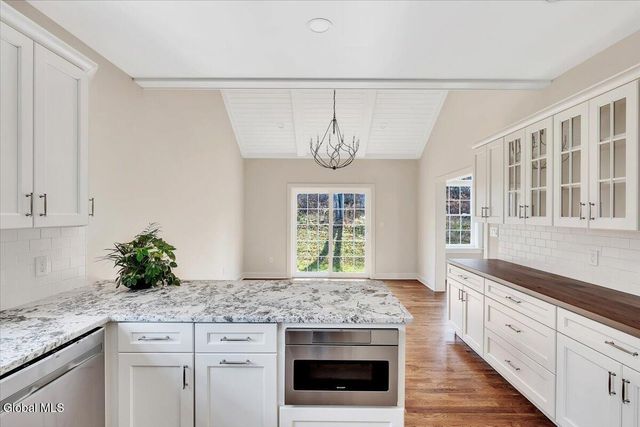 518 Pinewoods Avenue, Brunswick, NY 12180