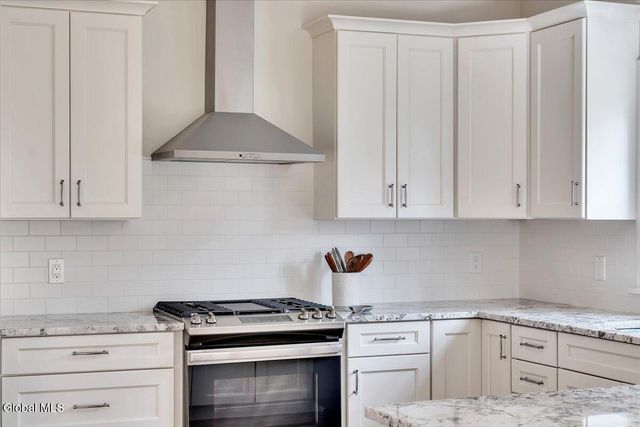 518 Pinewoods Avenue, Brunswick, NY 12180