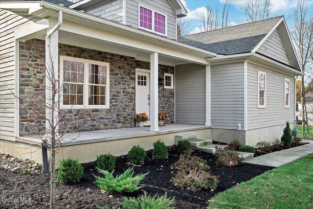 518 Pinewoods Avenue, Brunswick, NY 12180