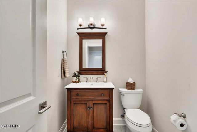 518 Pinewoods Avenue, Brunswick, NY 12180