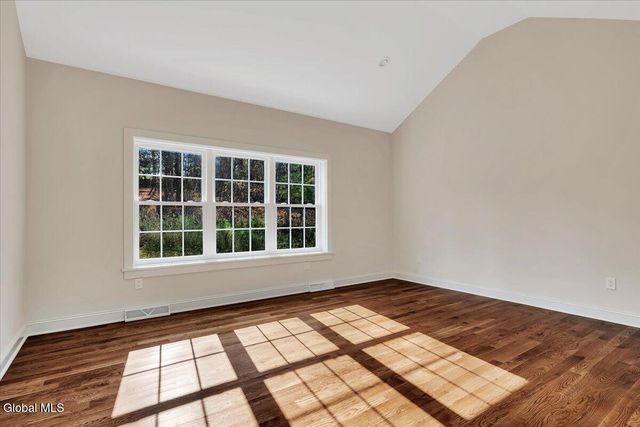 518 Pinewoods Avenue, Brunswick, NY 12180