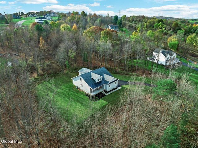 518 Pinewoods Avenue, Brunswick, NY 12180