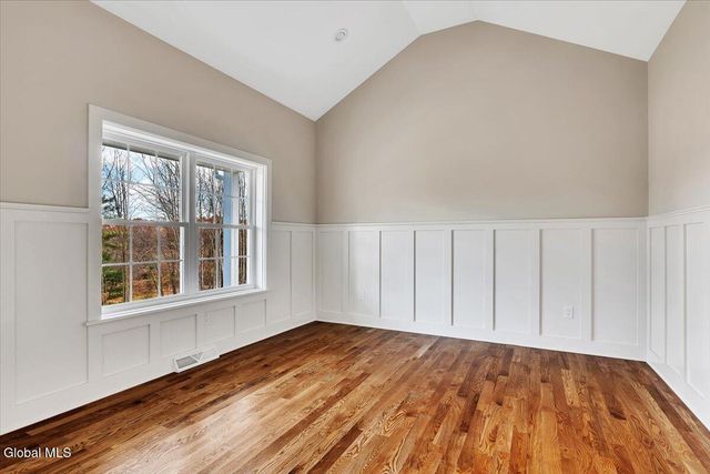 518 Pinewoods Avenue, Brunswick, NY 12180