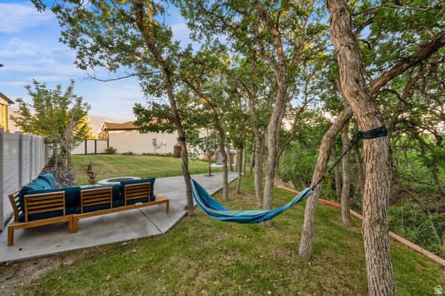 6319 W SUTHERLAND DR, Highland, UT 84003