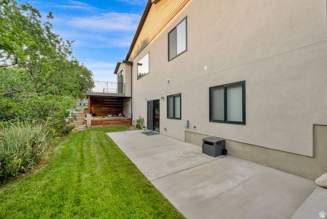 6319 W SUTHERLAND DR, Highland, UT 84003