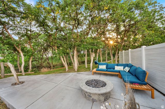 6319 W SUTHERLAND DR, Highland, UT 84003