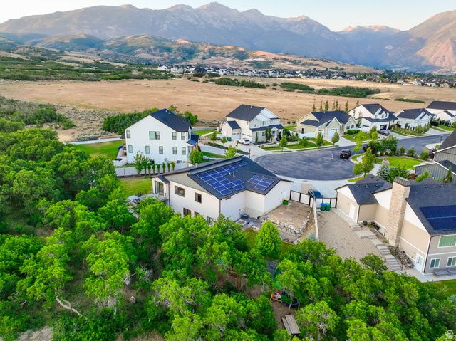 6319 W SUTHERLAND DR, Highland, UT 84003