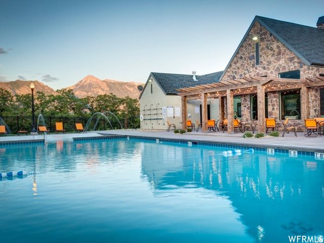 6319 W SUTHERLAND DR, Highland, UT 84003