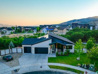 6319 W SUTHERLAND DR, Highland, UT 84003