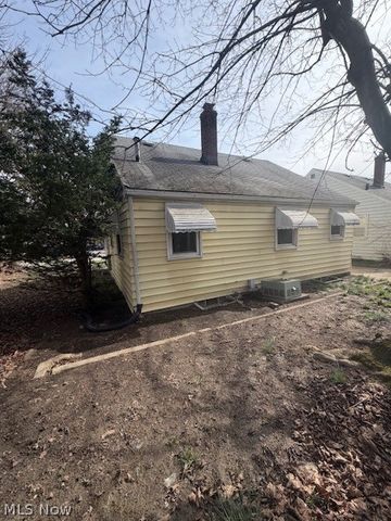 417 9th Street, Struthers, OH 44471