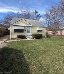 417 9th Street, Struthers, OH 44471